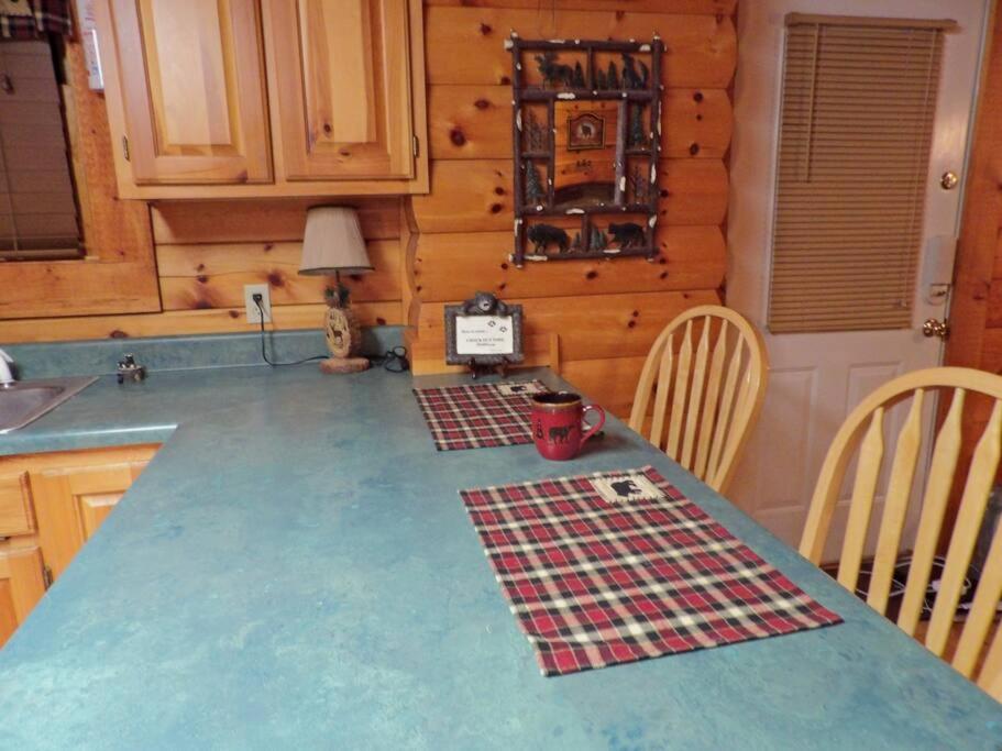 Villa Yogi'S Den: Breathtaking Views! 3 Min To Dollywood, On 1 Acre! à Sevierville Extérieur photo